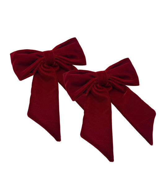 Burgundy velvet bow napkin ring