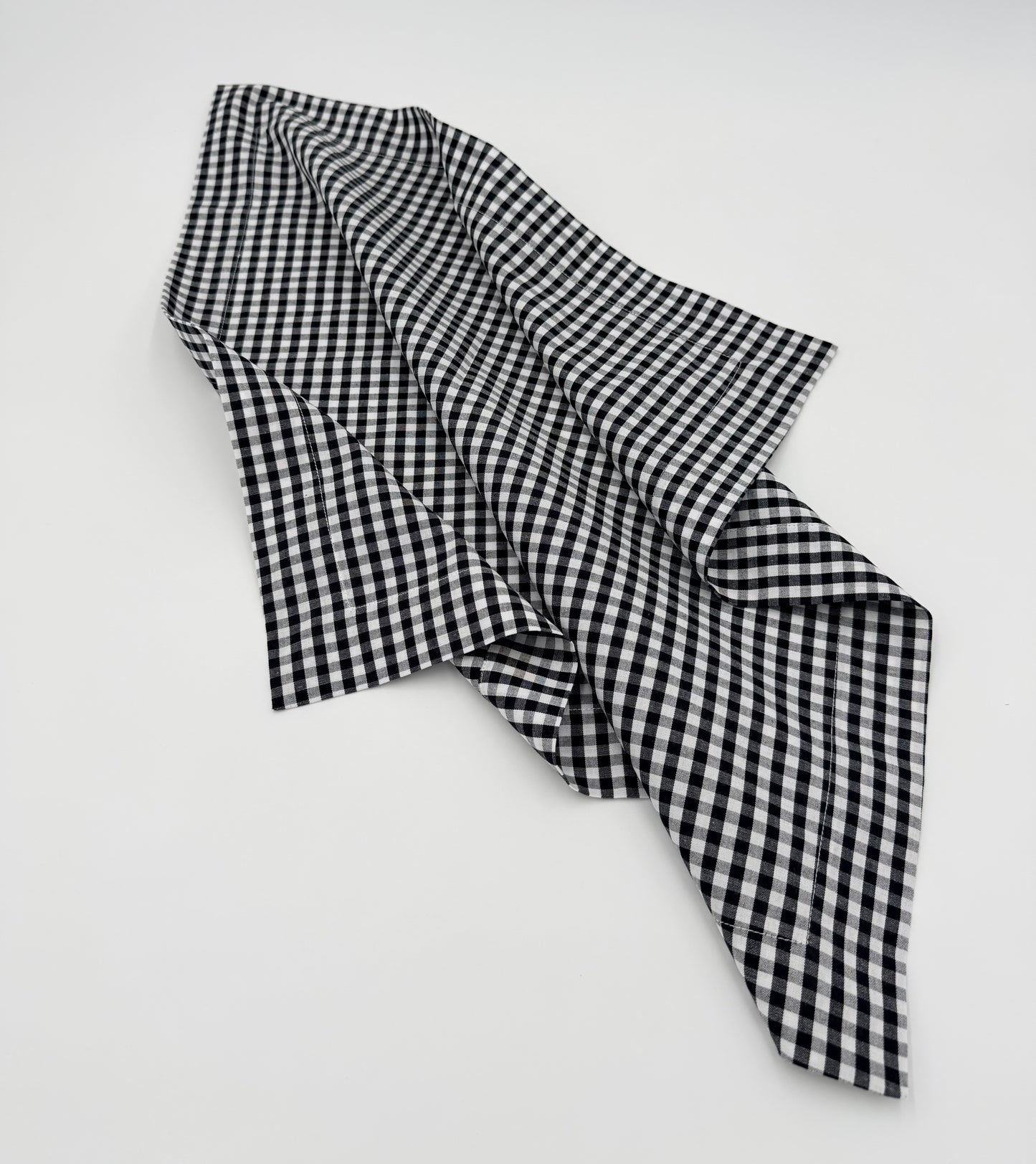 Checkred B&W napkins