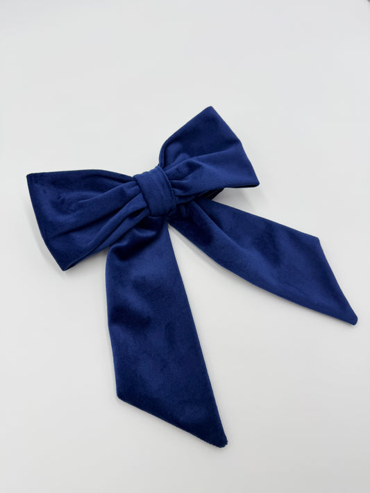 Blue velvet napkin ring