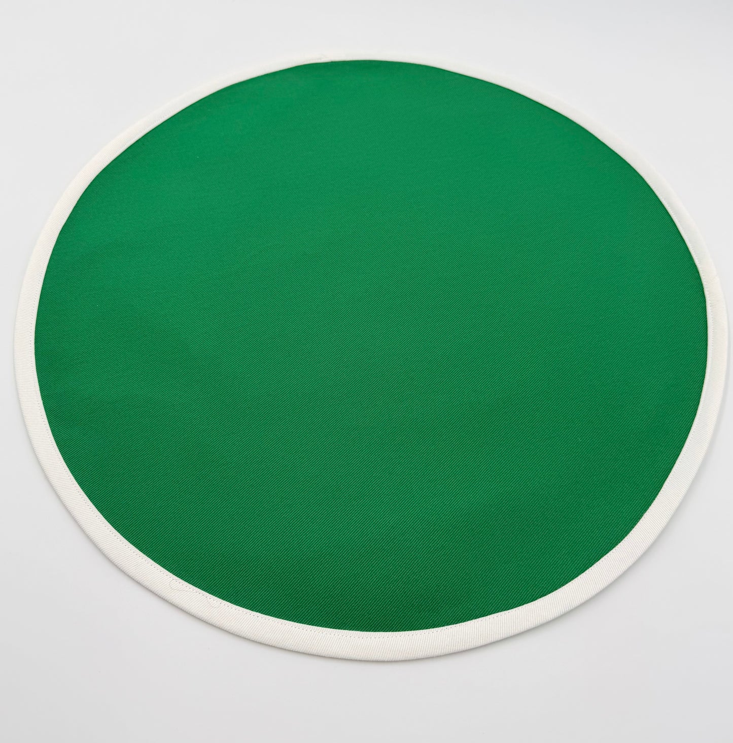 Green round placemat