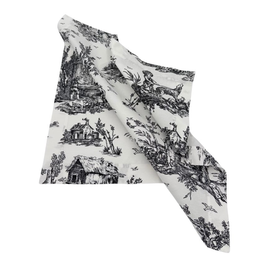B&W toile napkins.
