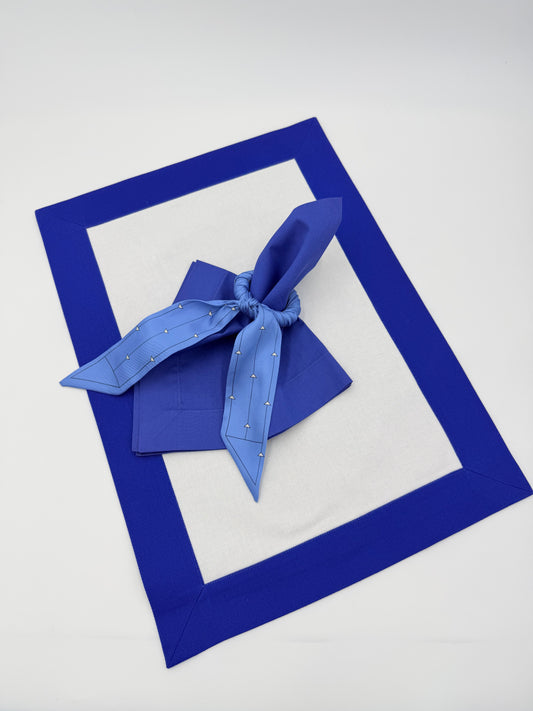 Royal blue box placemats.