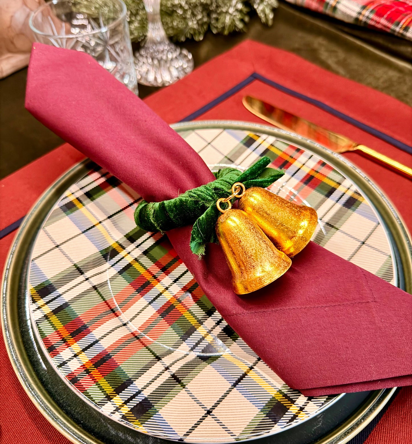 Dark burgundy napkins