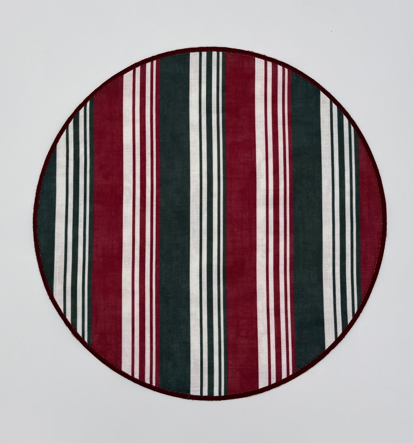 Toile round placemats