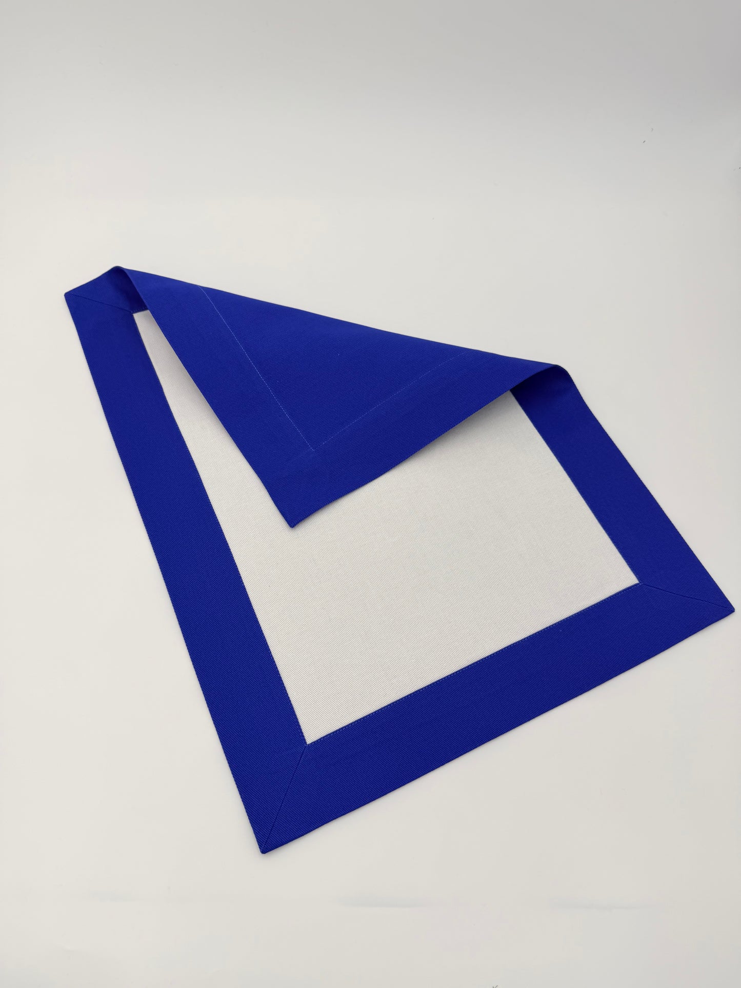 Royal blue box placemats.