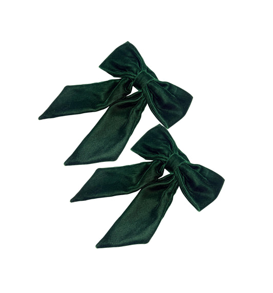 Green velvet napkin ring