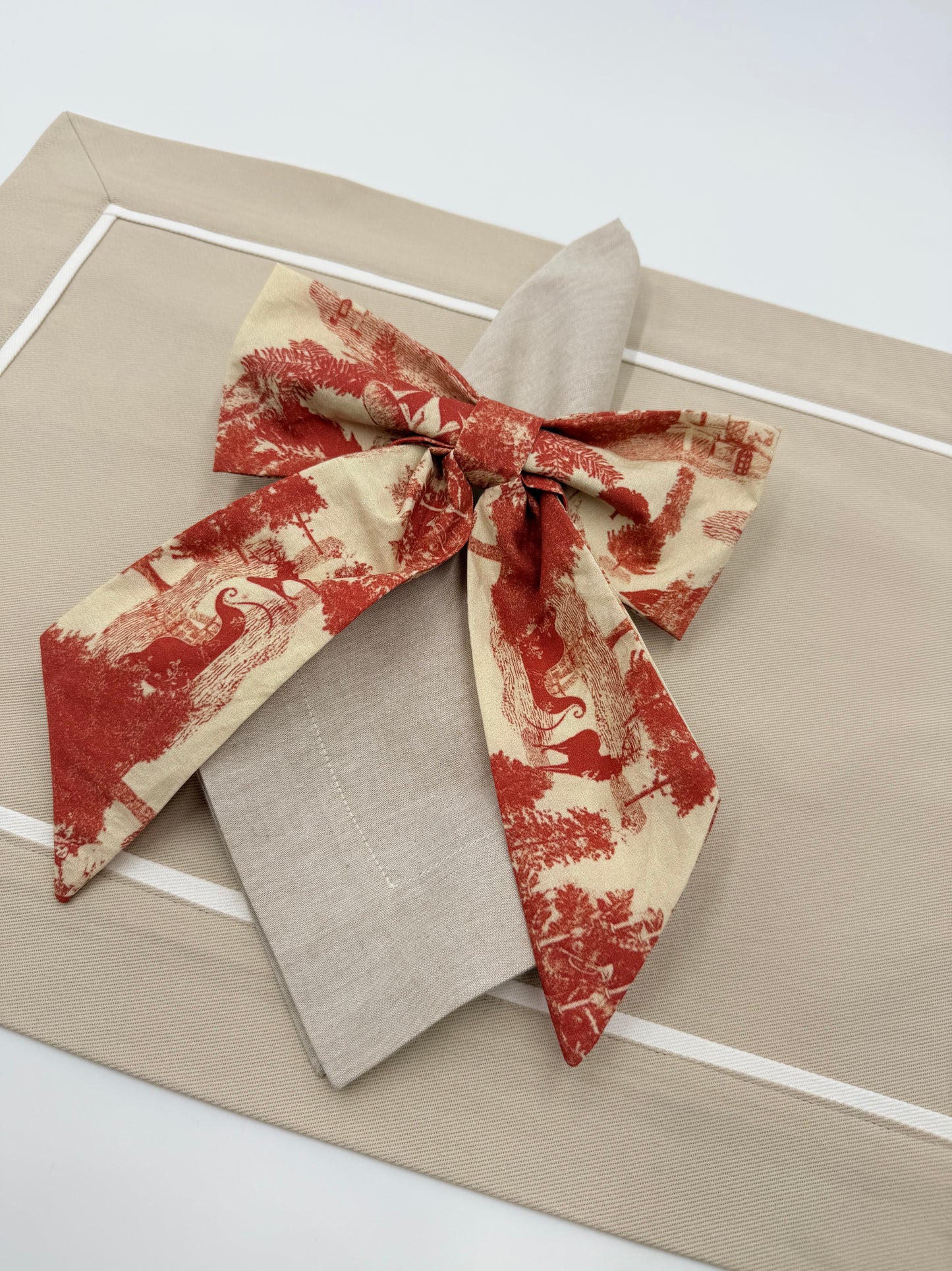 Christmas toile bow napkin ring