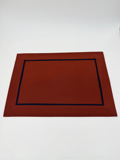 Bordô classic placemat.
