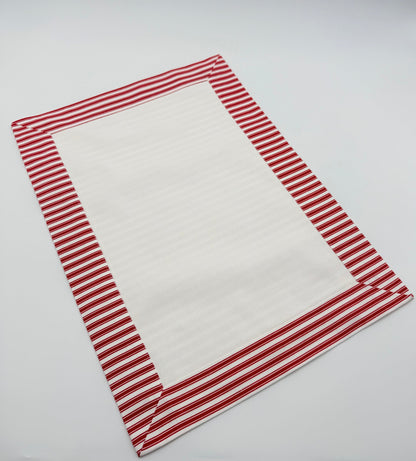 The stiped box placemat