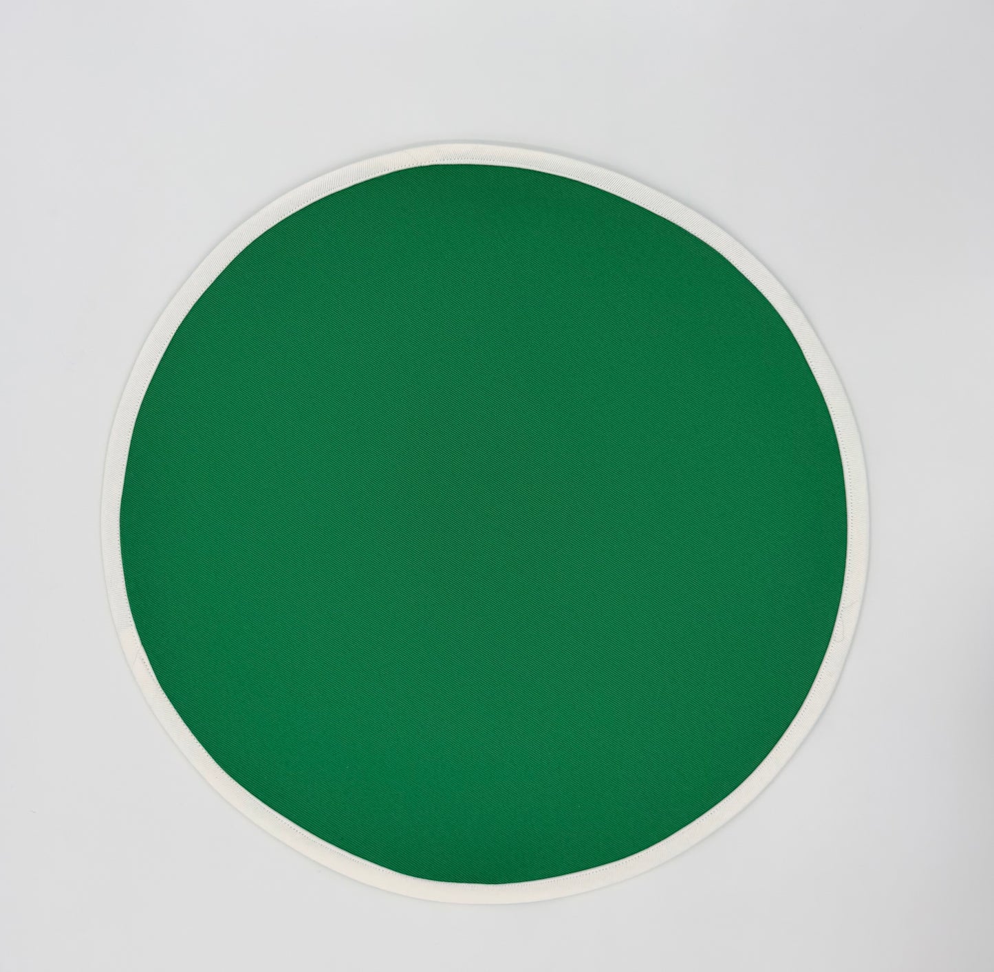 Green round placemat