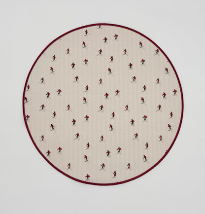 The skiers round placemats