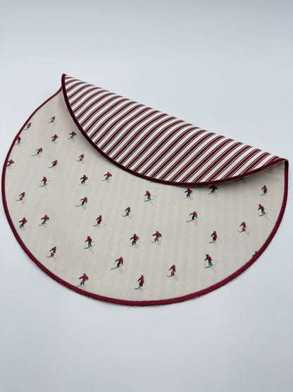 The skiers round placemats