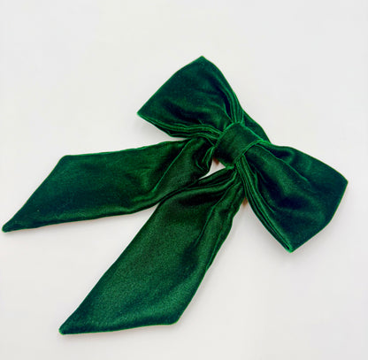 Green velvet napkin ring